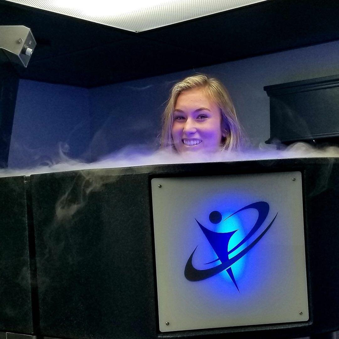Ultra Recovery Lounge